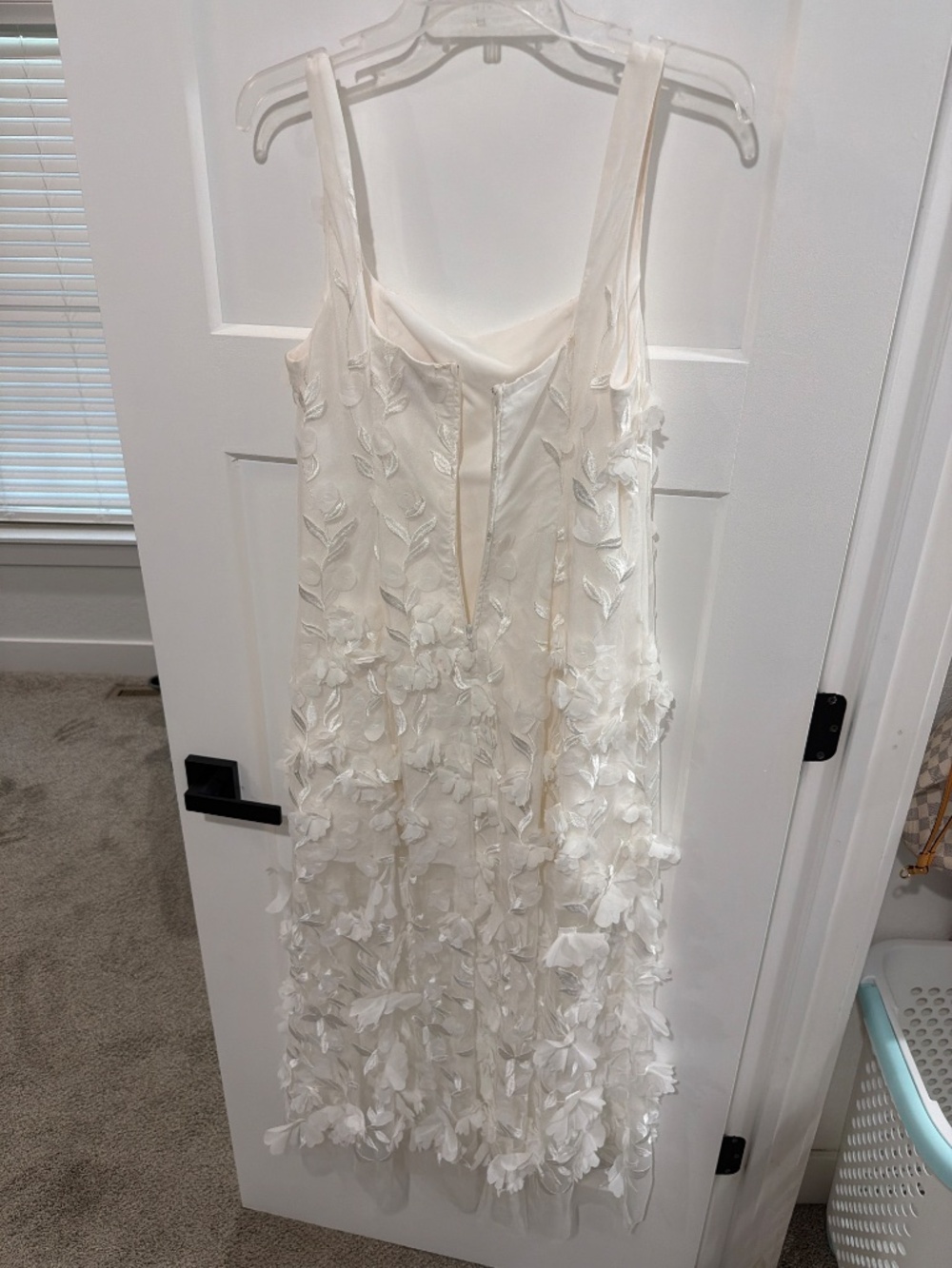 Show Me Your Mumu Stephanie Dress 3D Floral Embroidery ! - Picture 4 of 4
